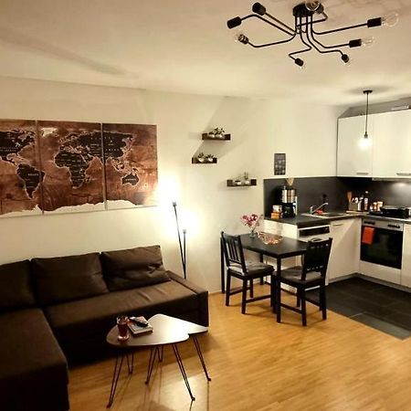 Business Apartment Mit Kuche Fur 1-3 +Netflx+5G Wlan Nahe Der Mhh Im Industrial Design Hanower Zewnętrze zdjęcie